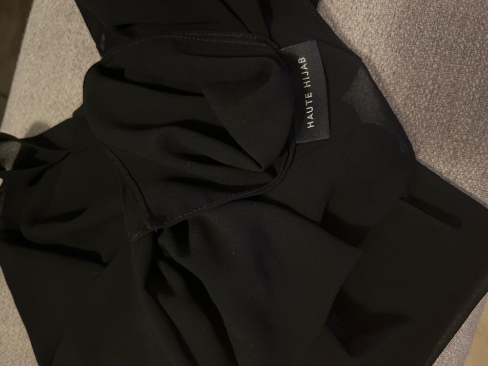 Everyday Chiffon Hijab - Black - Customer Photo From zainab n.
